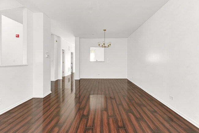 Foto del edificio - 7515 Savoy Ln