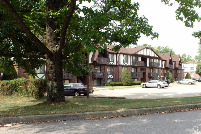 Foto del exterior - Lakewood Flats and Townhomes