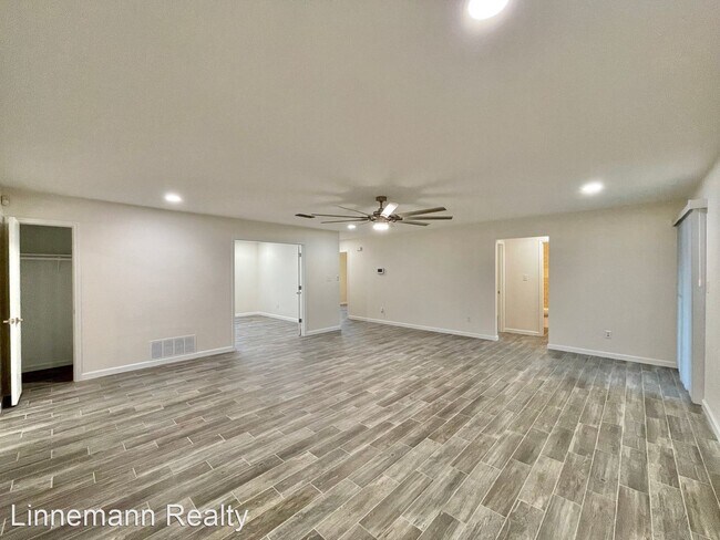 Foto del edificio - 4 br, 2 bath House - 2604 Bigleaf Drive