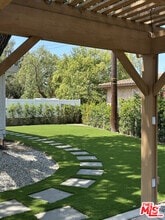 Building Photo - 495 Erbes Rd