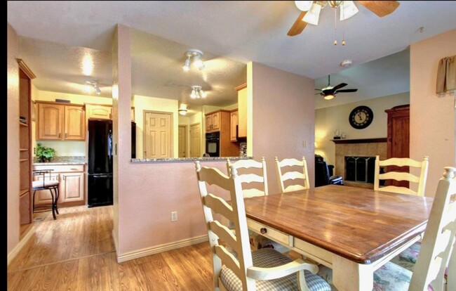 Dining Room - 37677 Sable Ridge Rd