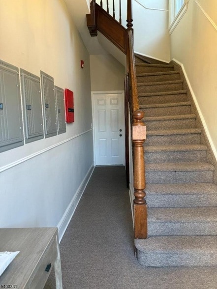 Building Photo - 148 Franklin Ave