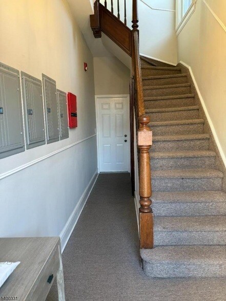 Photo - 148 Franklin Ave Apartment