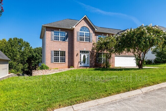 Foto del edificio - 1217 Dreamview Ln