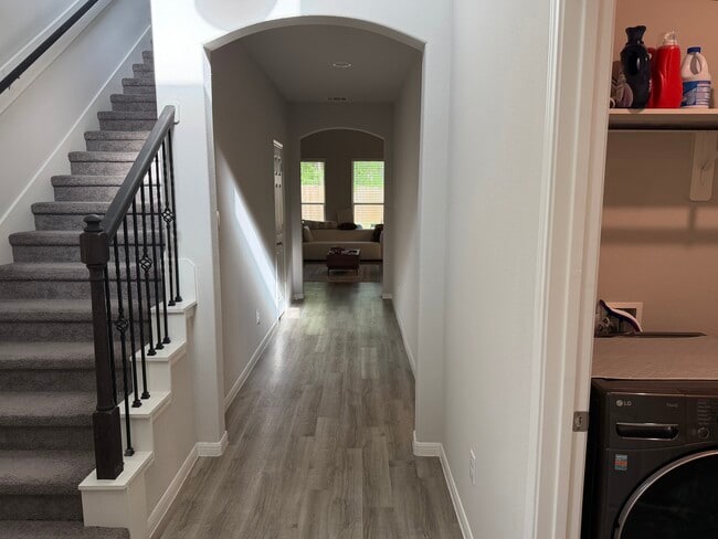 Building Photo - 27094 Grey Fox Run