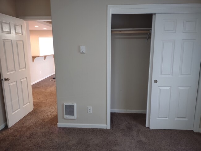 2nd bedroom - 428 Mt Whitney St