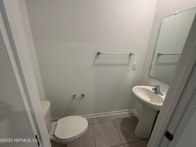 Foto del edificio - 109 Montellano Rd