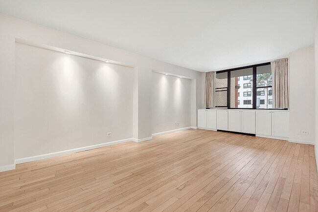 Foto del edificio - 181 E 90th St