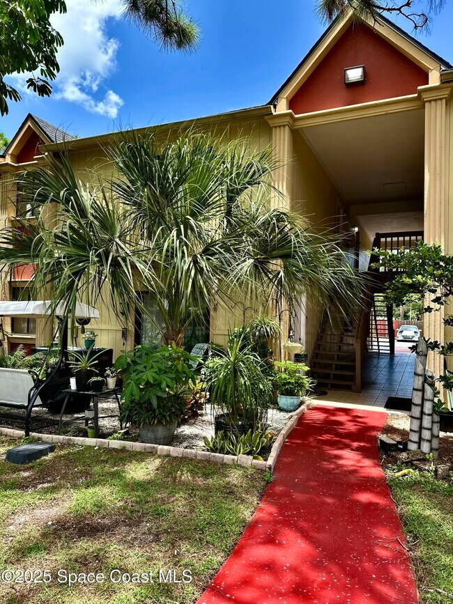 Foto del edificio - 2190 Forest Knoll Dr NE