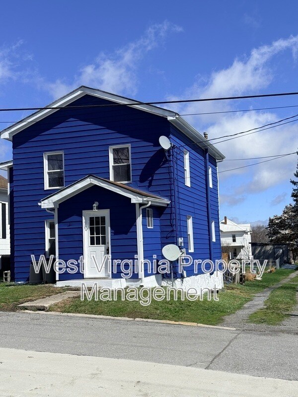 Foto del edificio - 304 N 3rd St