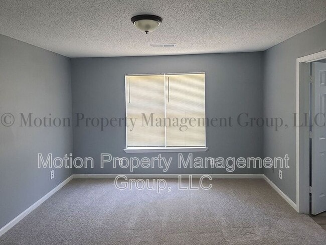 Building Photo - 6710 Sunset Hills Blvd