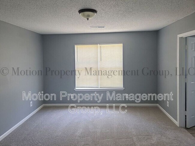 Foto del edificio - 6710 Sunset Hills Blvd