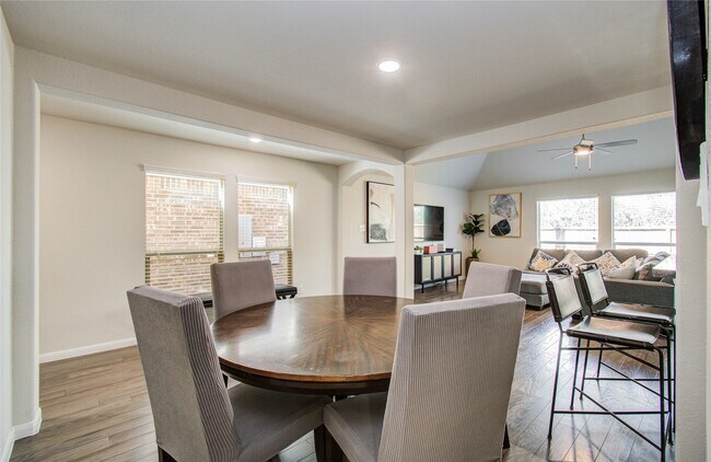 Foto del edificio - 3306 Inverness Path Lane