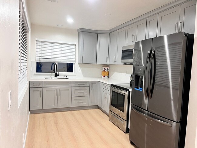 Foto del edificio - 1340 Homestead Rd