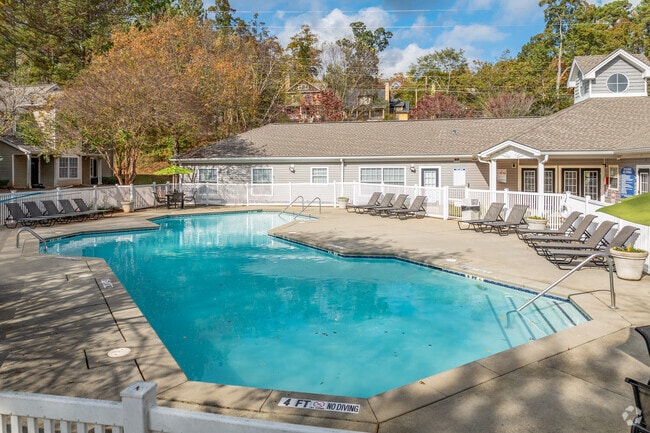 Pool - Eastlake Gardens