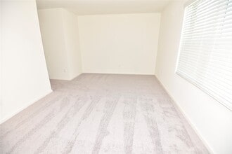 Building Photo - 21650 Cottage Ln