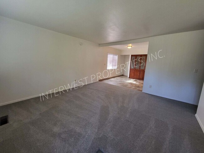 Foto del edificio - Charming 3 bd Home in Portland with W/D Ho...