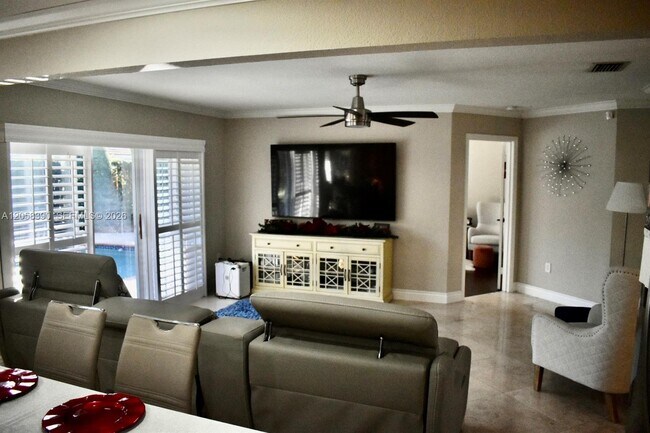 Foto del edificio - 1352 NW 129th Way