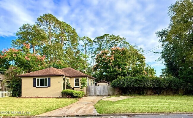 Foto del edificio - 3756 Anderson St