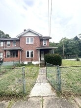 Building Photo - 453 Ohio Ave