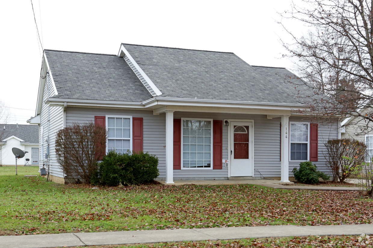 Building Photo - Angela Homes