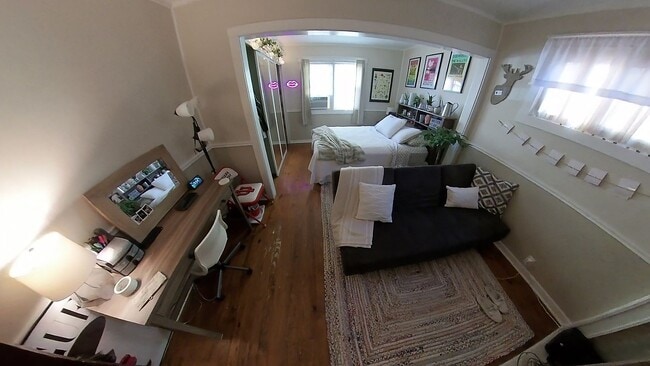 Foto del edificio - 822 E Hunter Ave