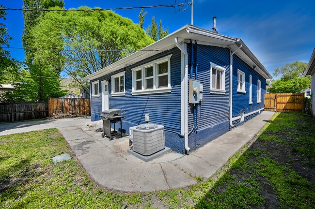 Foto del edificio - 369 N 300 W