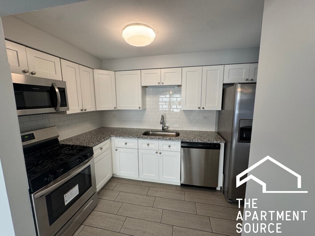Foto principal - 8545 W Arnold St