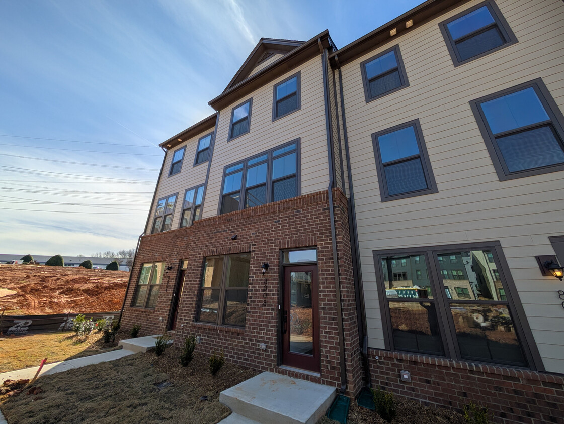 Primary Photo - Room in Townhome on Terroir Ln