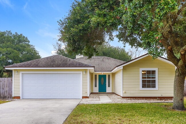 Building Photo - 1755 Farm Way