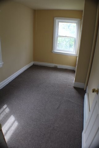 Building Photo - 117 Sweets Ave