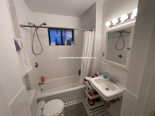 Foto del edificio - 76 Quint Ave