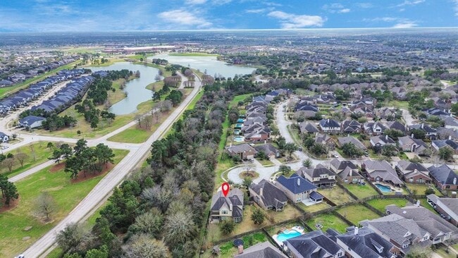 Building Photo - 18006 E Williams Bend Dr