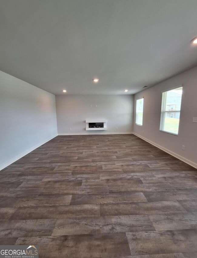 Building Photo - 705 Windstream Dr