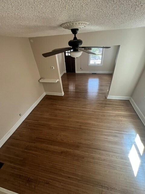 Foto del edificio - 908 Porter St