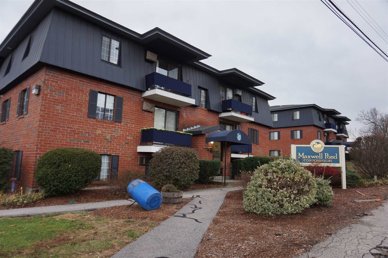 34 Dunbarton Rd Unit 1E, Manchester, NH 03102 Condo for Rent in