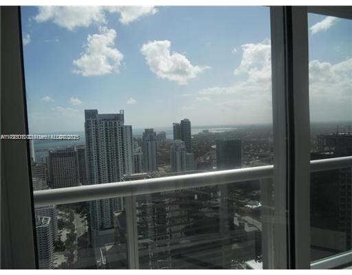 Foto del edificio - 495 Brickell Ave