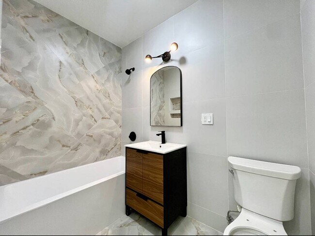 Foto del edificio - 1802 77th St