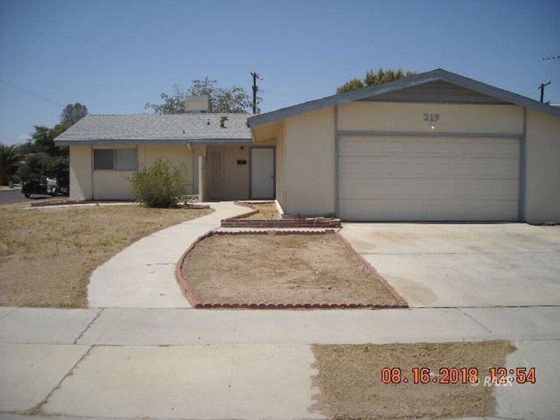 219 N Norma St, Ridgecrest, CA 93555 House Rental in Ridgecrest, CA
