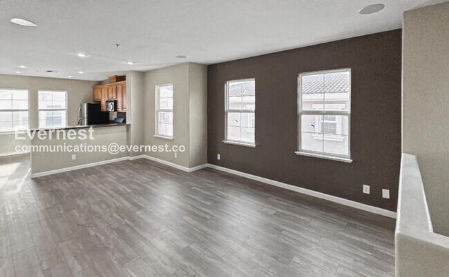 Foto del edificio - 2298 Winepol Loop