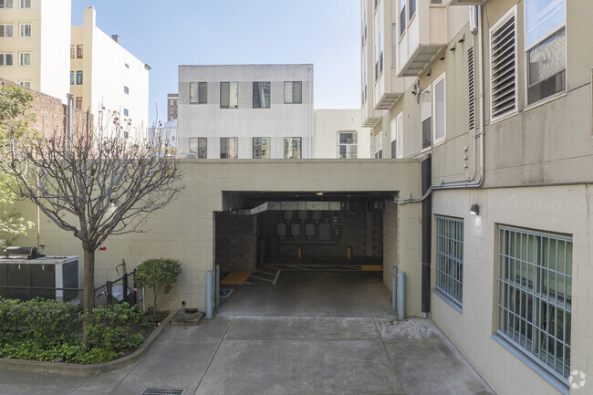 Loading Dock - Madonna Residences