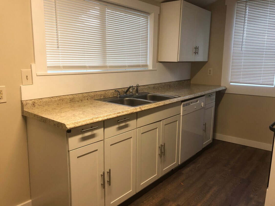 Foto del edificio - 2 bedroom 1 bath house located in Kellogg, Idaho