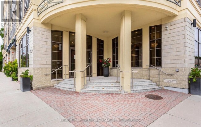 Building Photo - 205 Lakeshore Rd W
