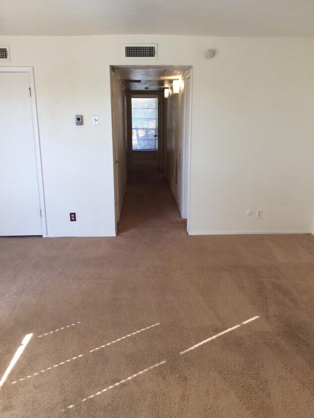 4601 Carlisle Blvd NE Unit F2, Albuquerque, NM 87109 Condo for Rent