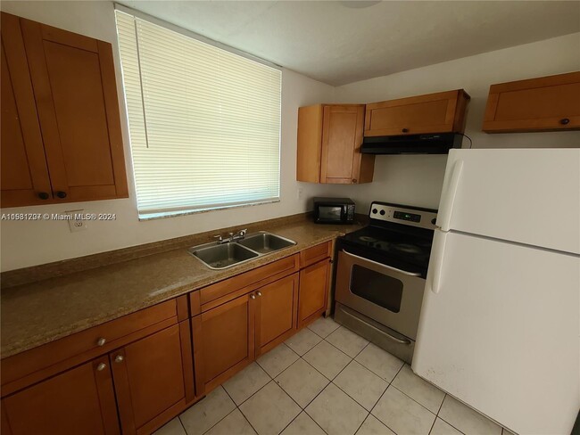 Building Photo - 1750 NW 55th Ave