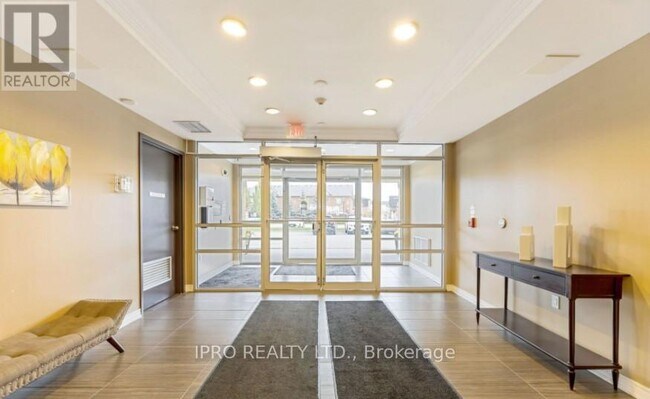 Building Photo - 1419-1419 Costigan Rd