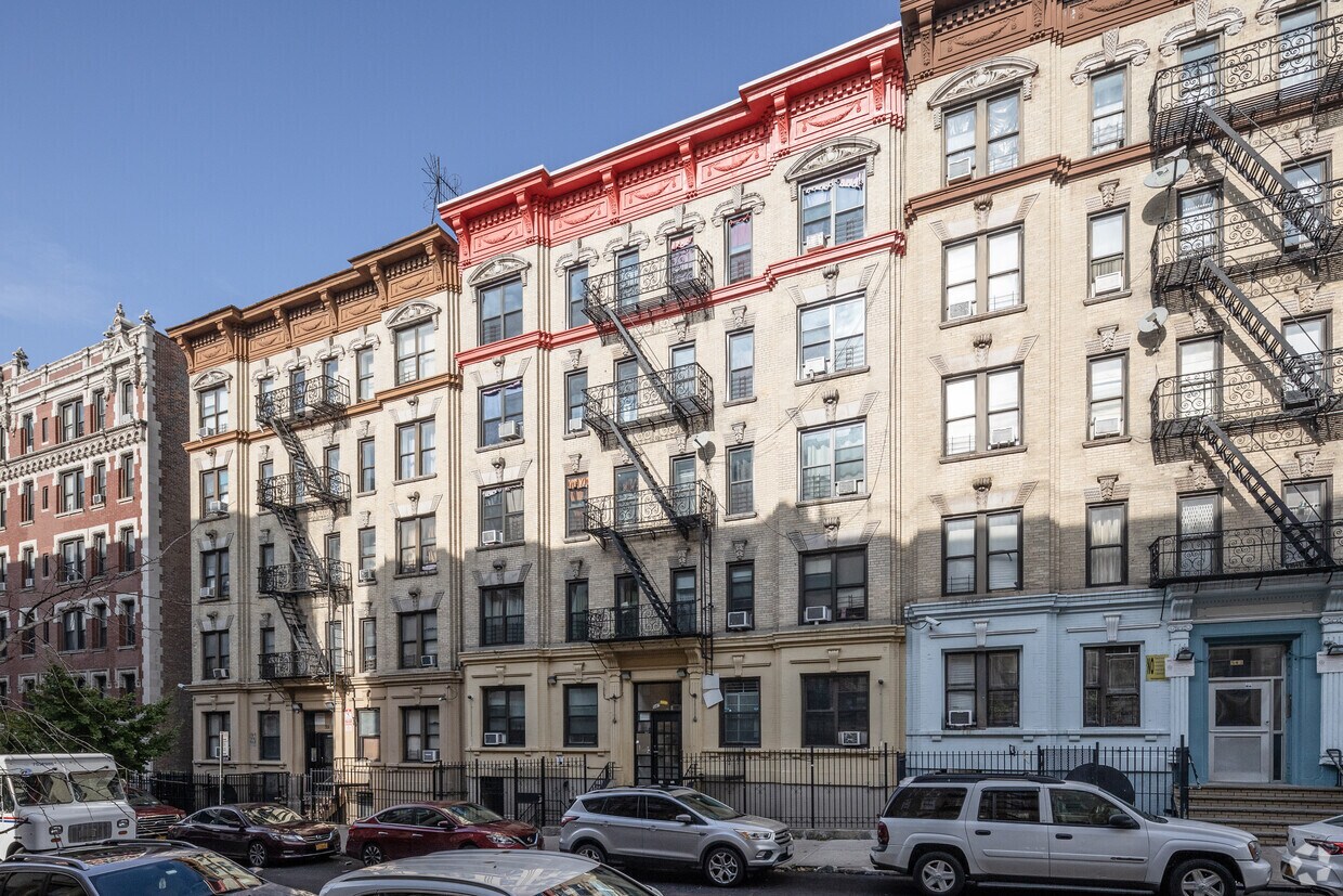 Foto principal - 547-549 W 160th St