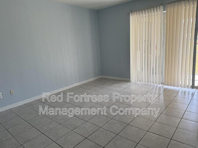 Building Photo - 1016 SW 47th Terrace