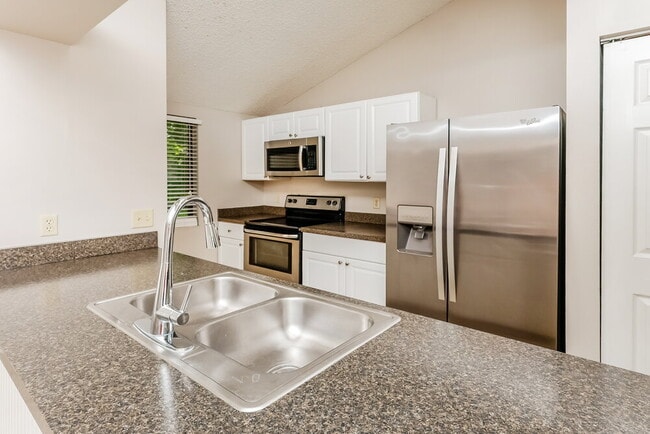 Building Photo - 11035 Crumpet Ct