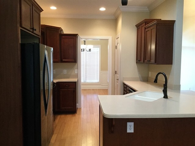 Building Photo - 106 Spencer Springs Dr